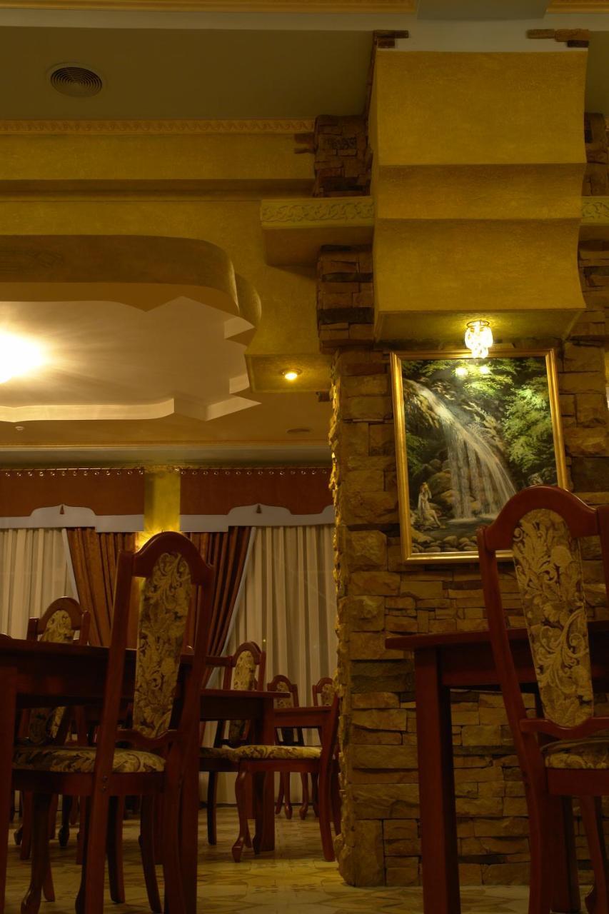 Chupyra Грк Золота Підкова汽车旅馆 外观 照片